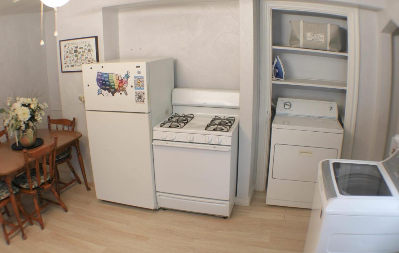 3 Bedroom Southside Pad - Sleeps 8 - Amazing Location